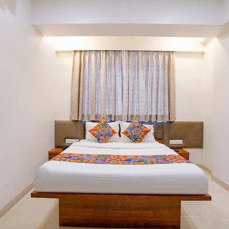 Fabhotel The Mint Mumbai Bagian luar foto